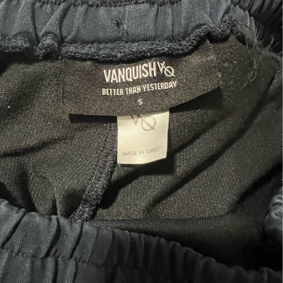 VANQUISH JOGGERS PANTS - Picture 2 of 3